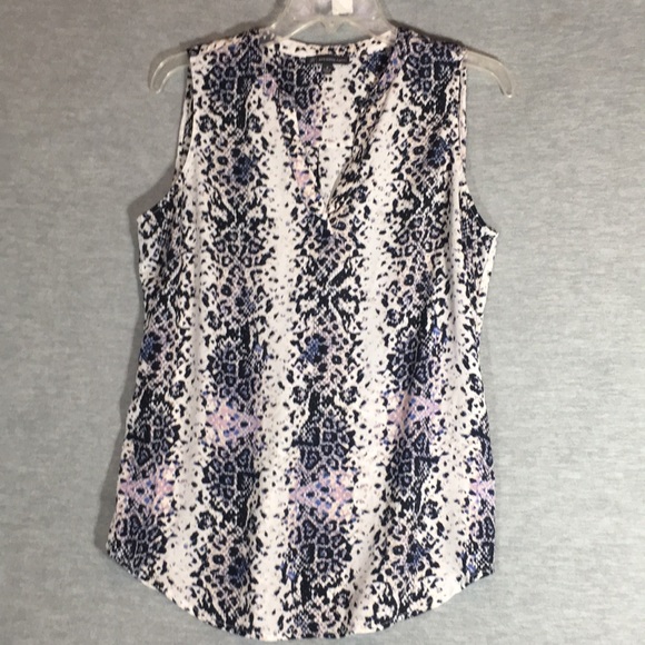 ADRIANNA PAPELL Animal Print Long Line Cool Comfy V-Neck Yoke Back Versatile - Picture 1 of 15